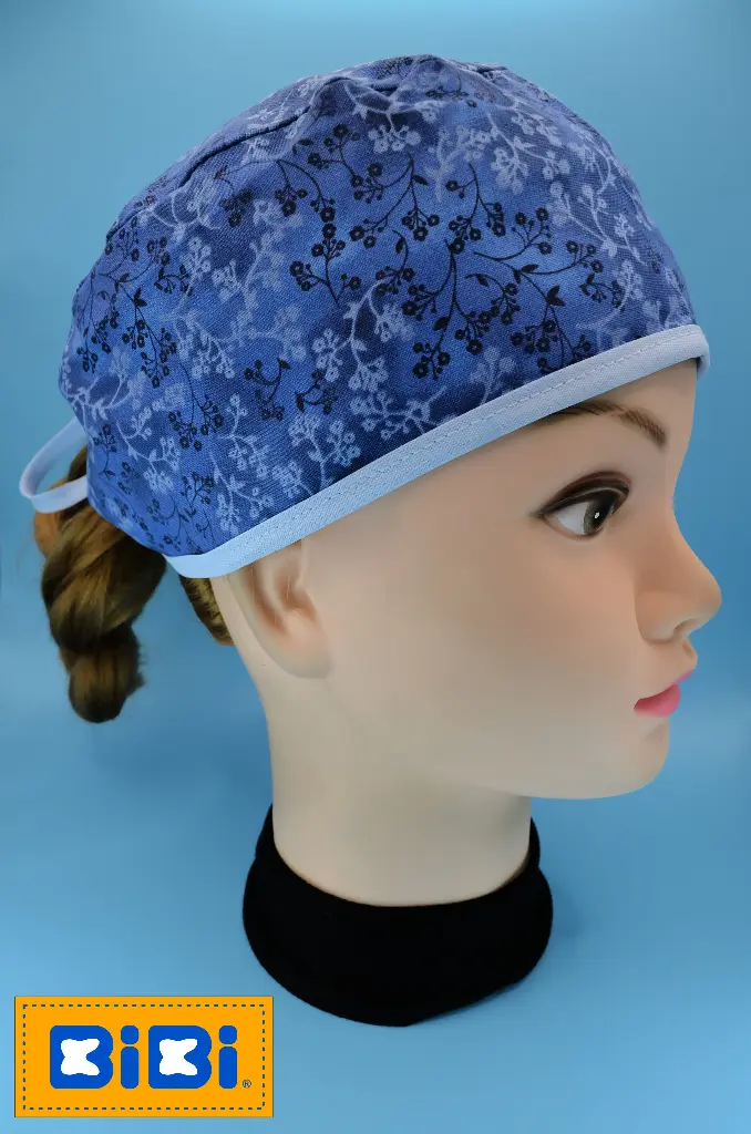 Flores Azules (Gorro Corto (Medidas: 9.5 cm de altura, 58 cm de circunferencia, con cintas para amarrar))