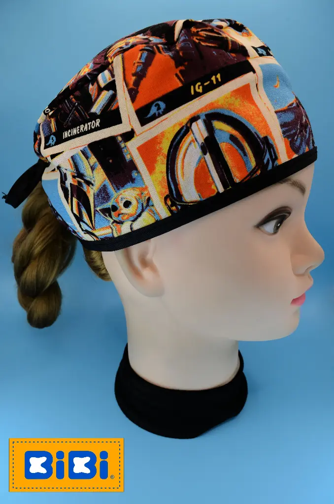 Mandalorian y Baby Yoda comics (Gorro Corto (Medidas: 9.5 cm de altura, 58 cm de circunferencia, con cintas para amarrar))