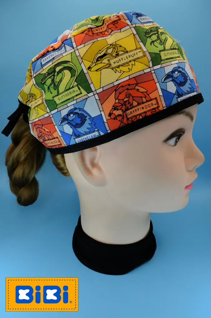 Harry Potter casas (Gorro Corto (Medidas: 9.5 cm de altura, 58 cm de circunferencia, con cintas para amarrar))