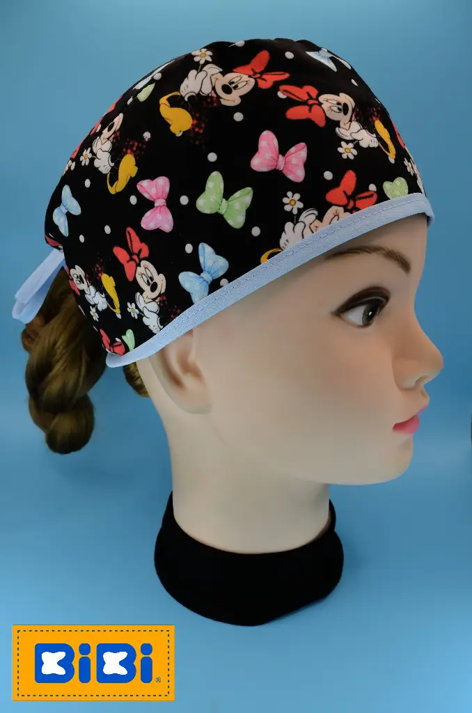 Minnie moños (Gorro Corto (Medidas: 9.5 cm de altura, 58 cm de circunferencia, con cintas para amarrar))