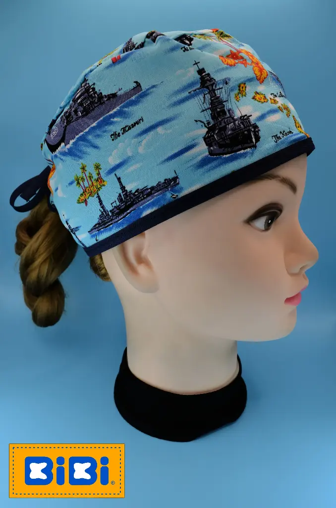 Barcos, fondo azul (Gorro Corto (Medidas: 9.5 cm de altura, 58 cm de circunferencia, con cintas para amarrar))