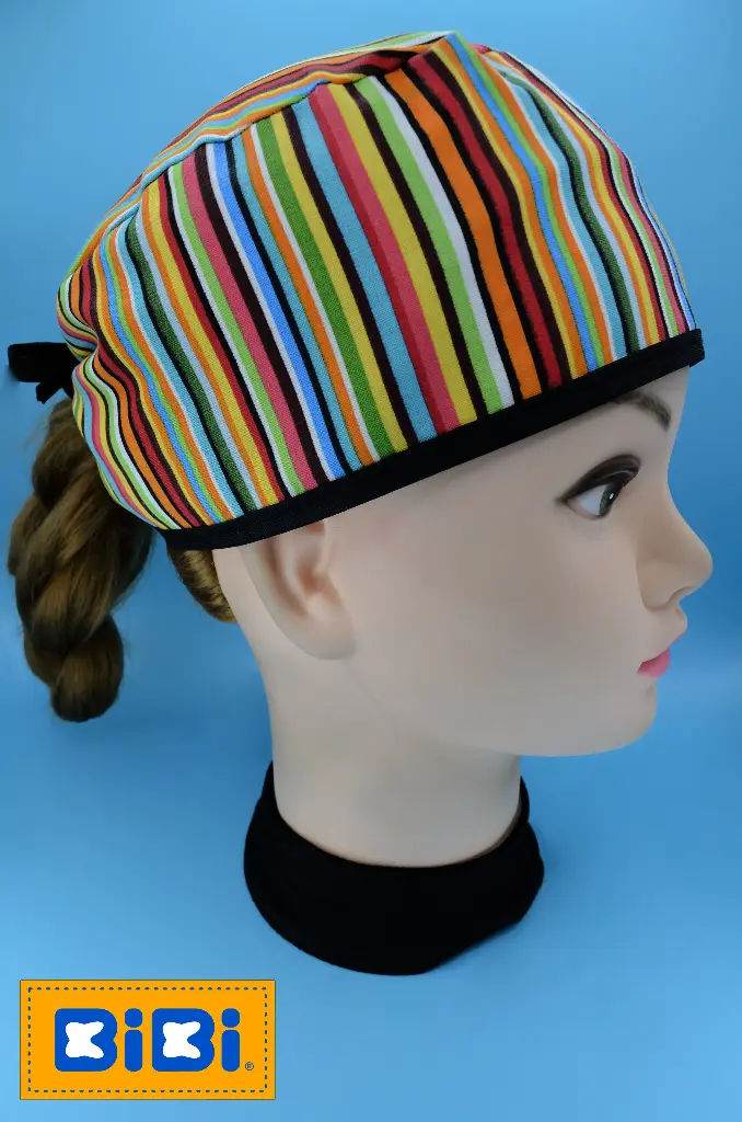Lineas de colores (Gorro Corto (Medidas: 9.5 cm de altura, 58 cm de circunferencia, con cintas para amarrar))
