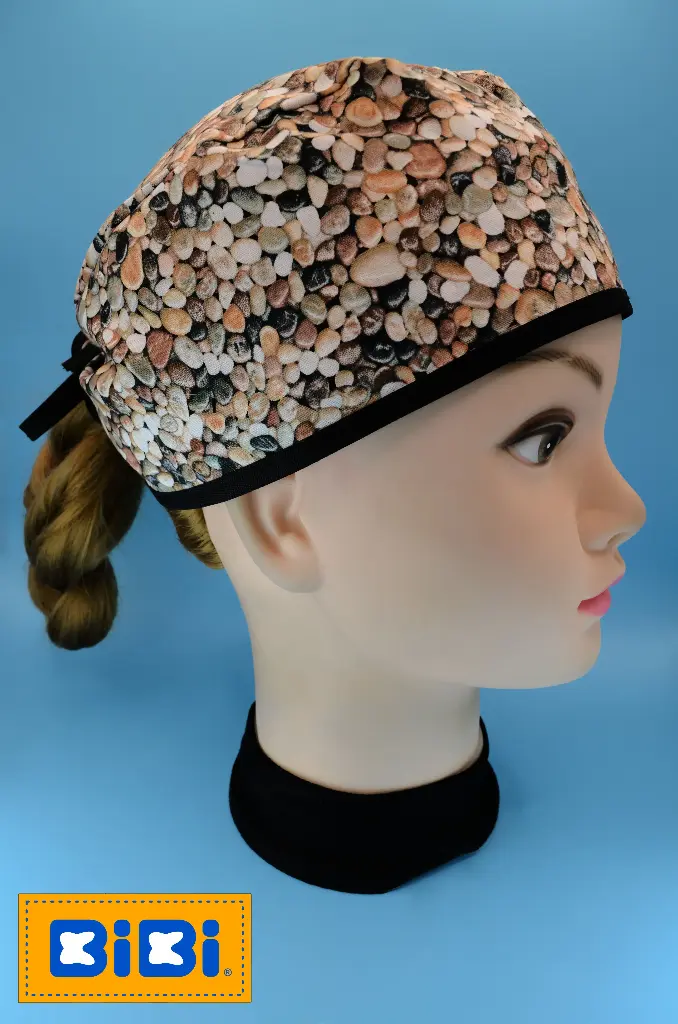 Piedras tono café (Gorro Corto (Medidas: 9.5 cm de altura, 58 cm de circunferencia, con cintas para amarrar))