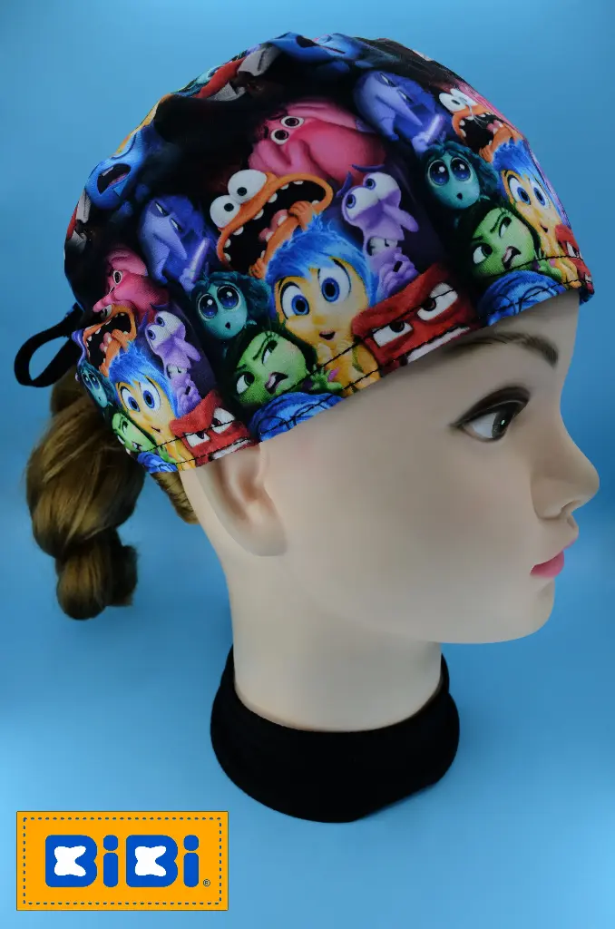 Intensamente (Gorro Corto (Medidas: 9.5 cm de altura, 58 cm de circunferencia, con cintas para amarrar))