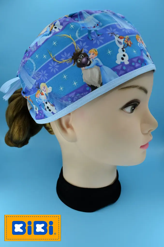 Frozen (Gorro Corto (Medidas: 9.5 cm de altura, 58 cm de circunferencia, con cintas para amarrar))