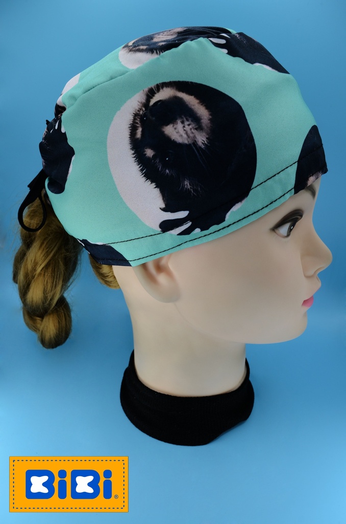 Pedro Pedro (Gorro Corto (Medidas: 9.5 cm de altura, 58 cm de circunferencia, con cintas para amarrar))