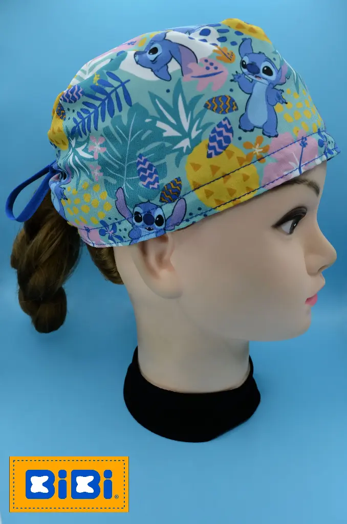 Stitch Hawai (Gorro Corto (Medidas: 9.5 cm de altura, 58 cm de circunferencia, con cintas para amarrar))