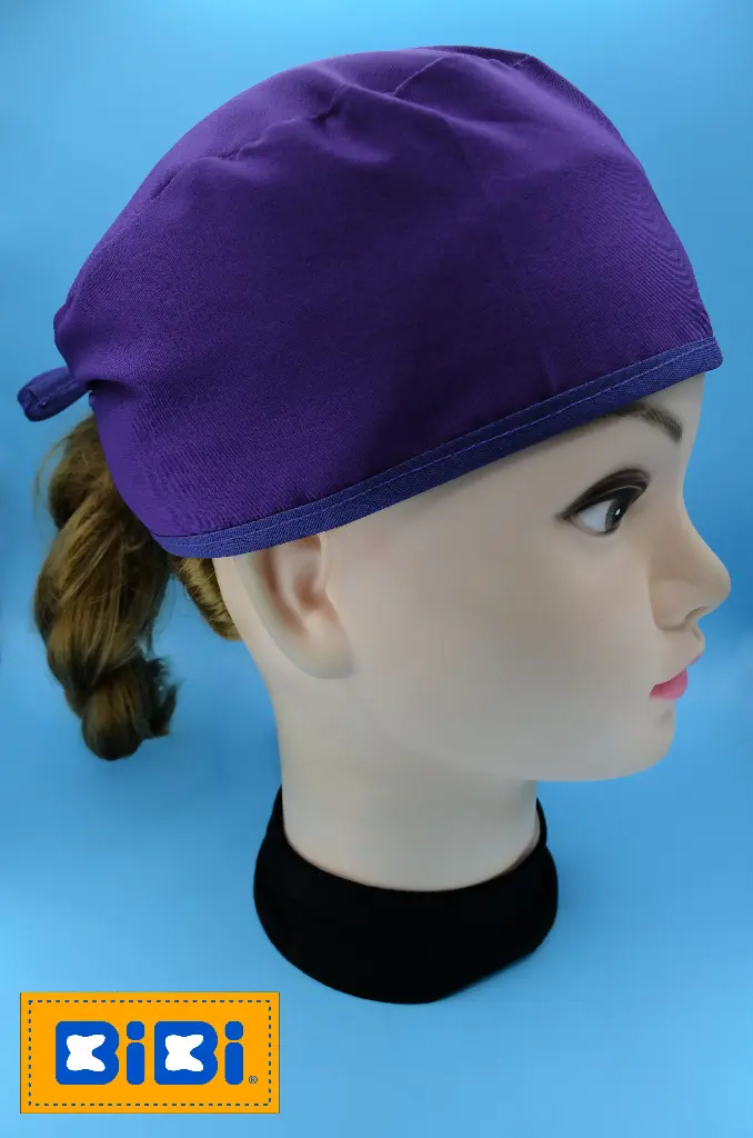 Morado Oscuro (Gorro Corto (Medidas: 9.5 cm de altura, 58 cm de circunferencia, con cintas para amarrar))