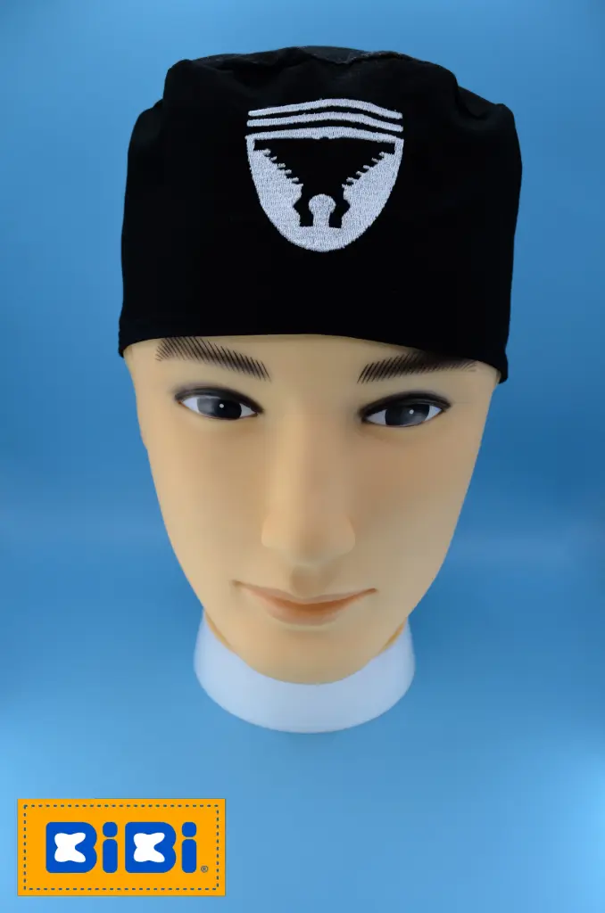 Marcus (Gorro Corto (Medidas: 9.5 cm de altura, 58 cm de circunferencia, con cintas para amarrar))