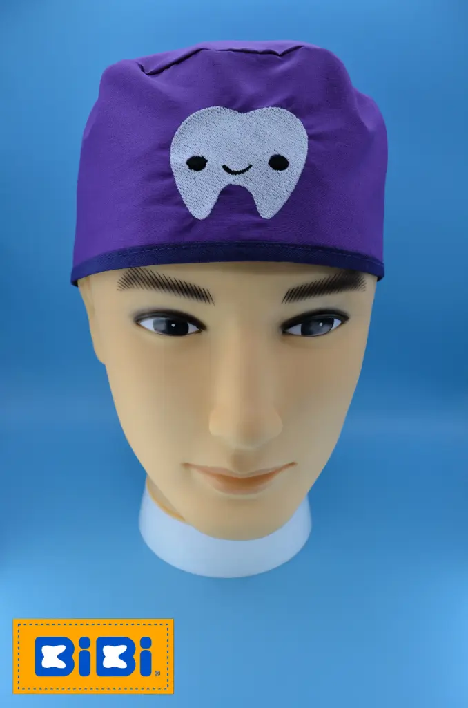 Diente con carita (Gorro Corto (Medidas: 9.5 cm de altura, 58 cm de circunferencia, con cintas para amarrar))