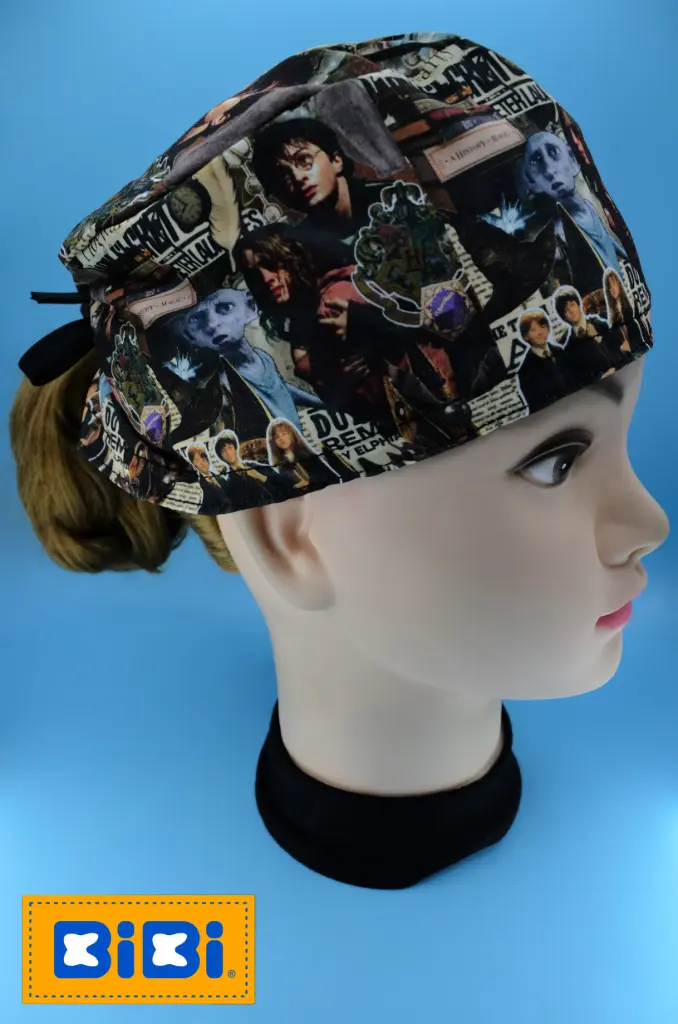 Harry Potter collage (Gorro Corto (Medidas: 9.5 cm de altura, 58 cm de circunferencia, con cintas para amarrar))