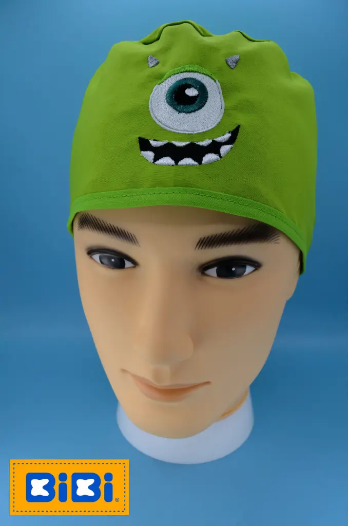 Mike (Gorro Corto (Medidas: 9.5 cm de altura, 58 cm de circunferencia, con cintas para amarrar))