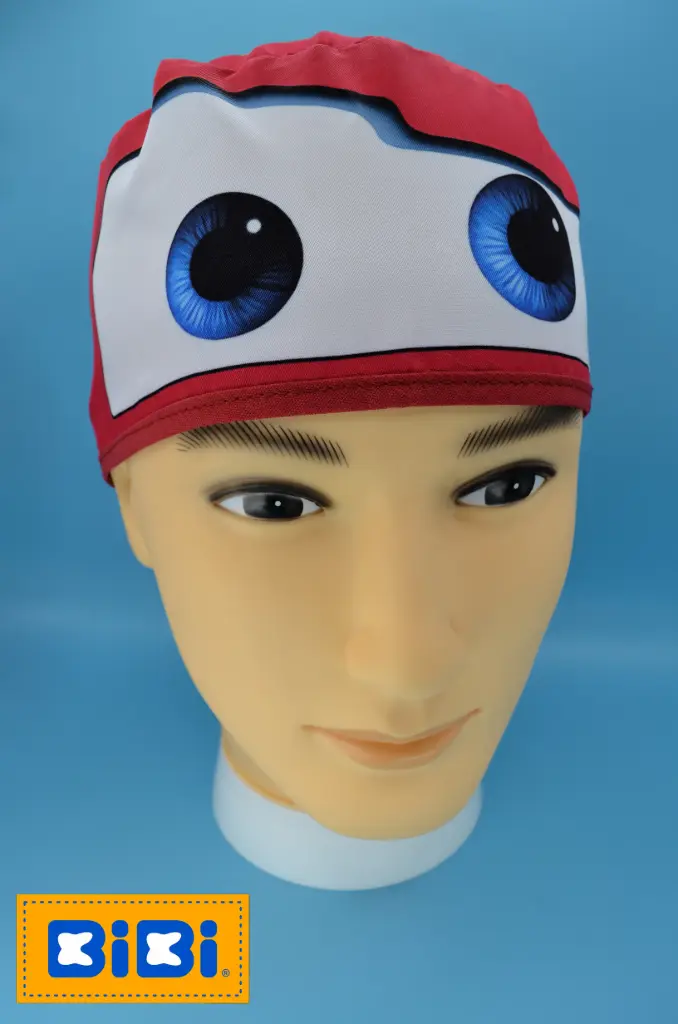 Rayo Cars (Gorro Corto (Medidas: 9.5 cm de altura, 58 cm de circunferencia, con cintas para amarrar))