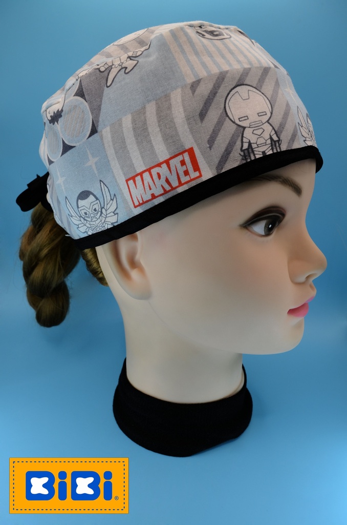 Avengers Hielo Cuadros (Gorro Corto (Medidas: 9.5 cm de altura, 58 cm de circunferencia, con cintas para amarrar))