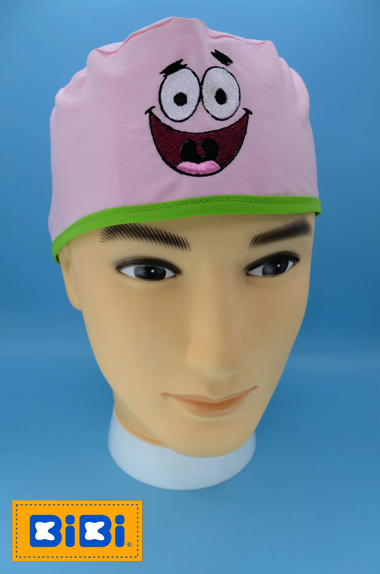 Patricio (Gorro Corto (Medidas: 9.5 cm de altura, 58 cm de circunferencia, con cintas para amarrar))
