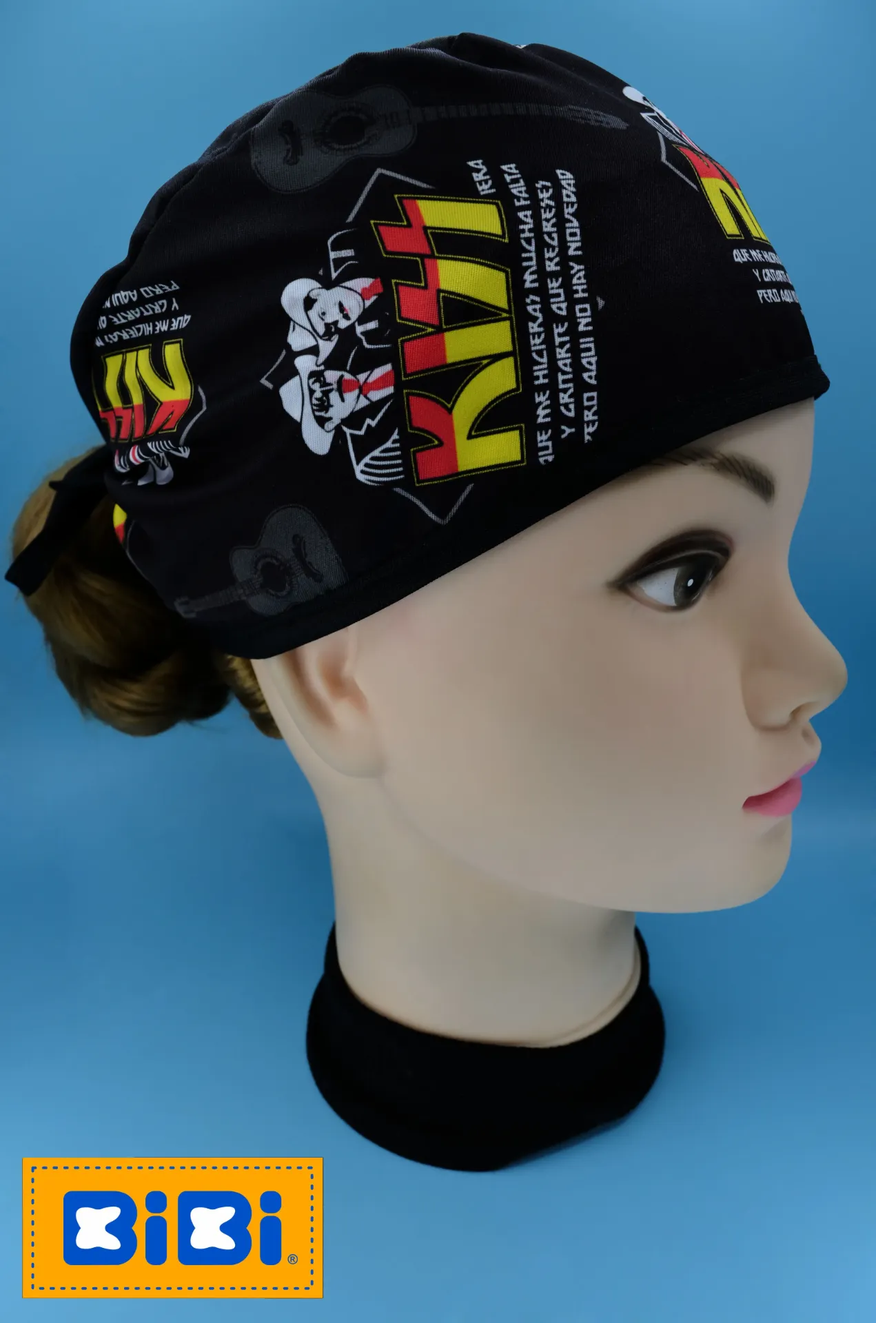 Kissiera (Gorro Corto (Medidas: 9.5 cm de altura, 58 cm de circunferencia, con cintas para amarrar))