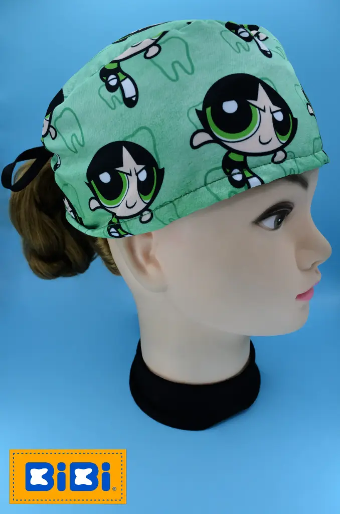 Bellota muelas, fondo verde (Gorro Corto (Medidas: 9.5 cm de altura, 58 cm de circunferencia, con cintas para amarrar))