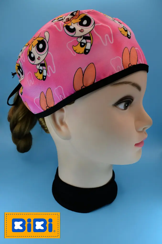 Bombon muela, fondo rosa (Gorro Corto (Medidas: 9.5 cm de altura, 58 cm de circunferencia, con cintas para amarrar))