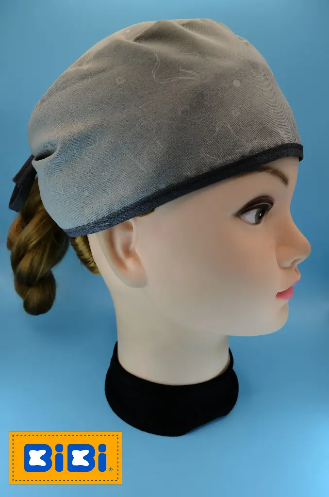 Muelas fondo gris (Gorro Corto (Medidas: 9.5 cm de altura, 58 cm de circunferencia, con cintas para amarrar))
